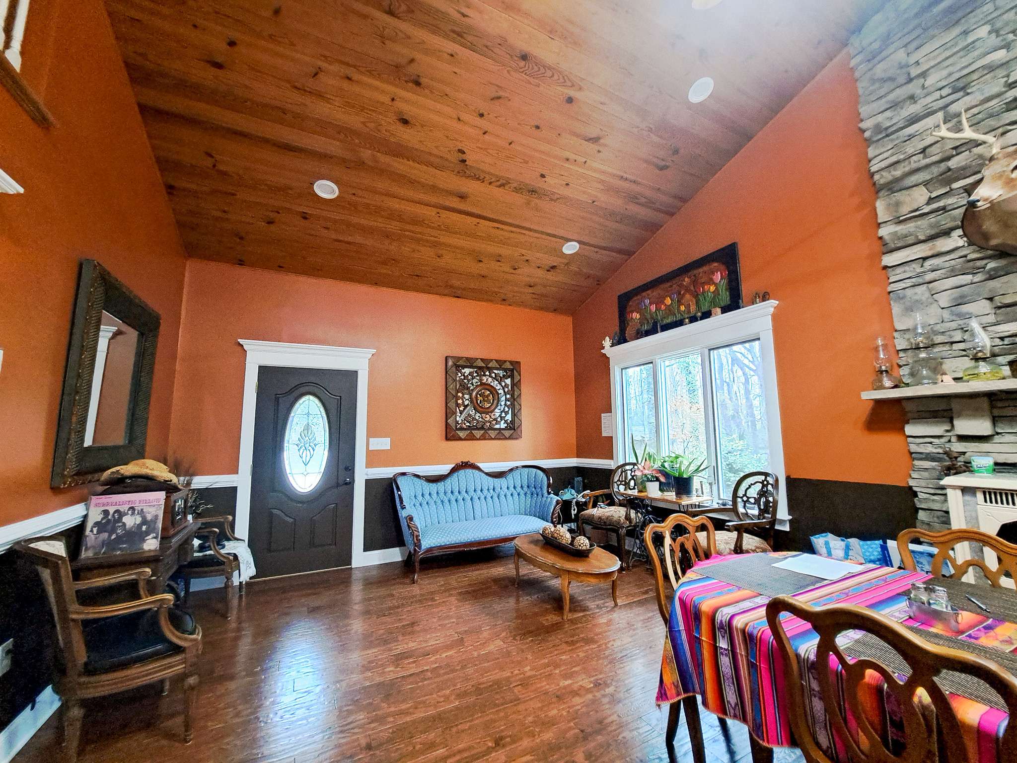 Guevara living room apartment